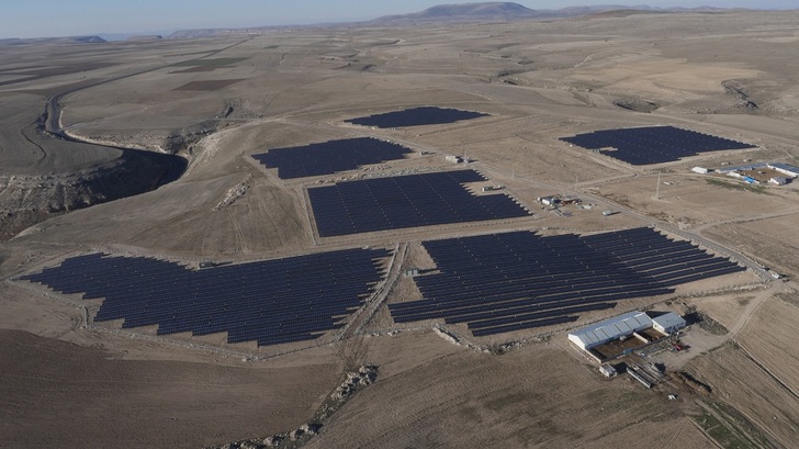 First Solar has won a 100 MW and 60 MW solar project in Turkey.