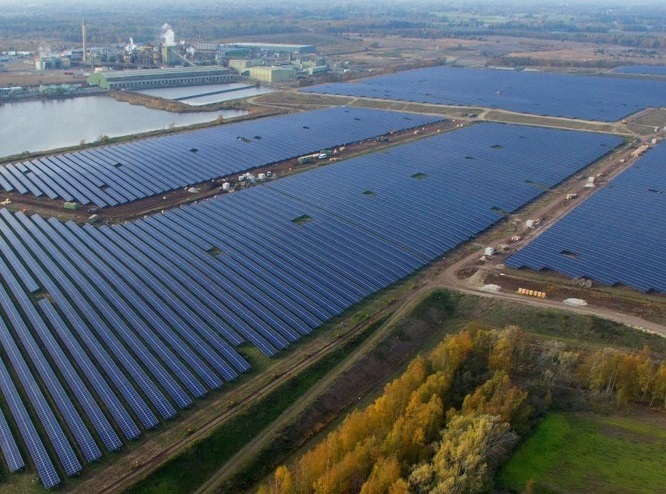 The French government recently announced 17.2 GW of new solar tenders up to 2025. - © Solar Century
