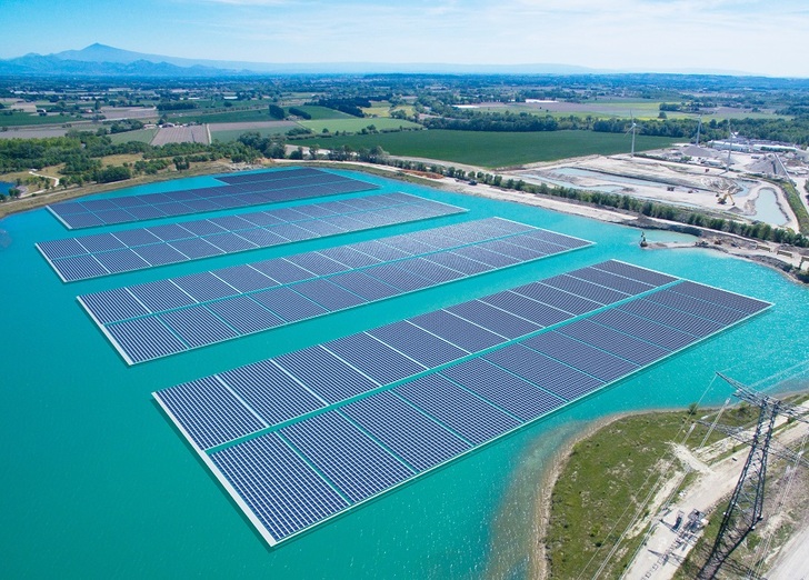 Trina Solar modules are powering Europe`s largest floating solar system in Piolenc (France). - © Akuo Energy
