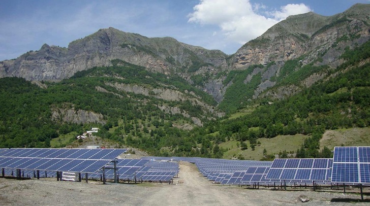 An average PV deployment of 1.5 GW yearly is expected for France for the coming years. - © Enerparc
