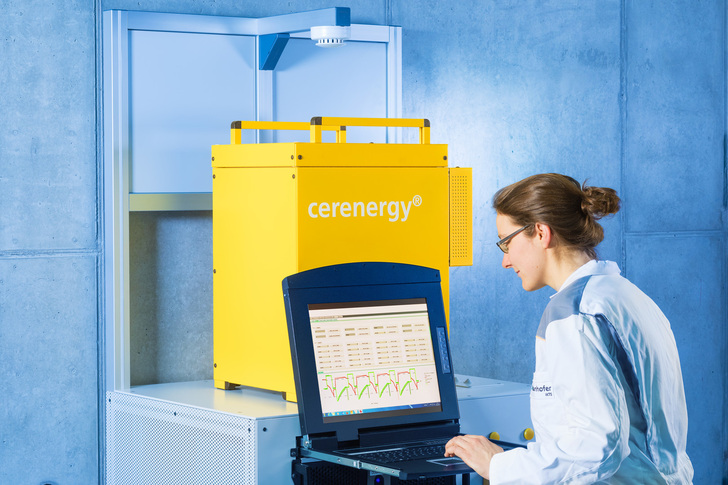 Fraunhofer IKTS developed a new ceramic high-temperature stationaly battery with costs of less than 100 Euro/kWh.