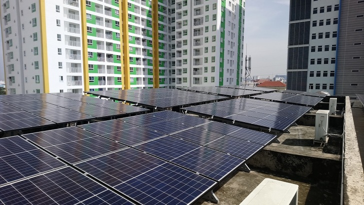  The roof-mounted system in Ho-Chi-Minh City has an output of 76.6 kWp and will generate up to 120 megawatt hours of electricity per year. 