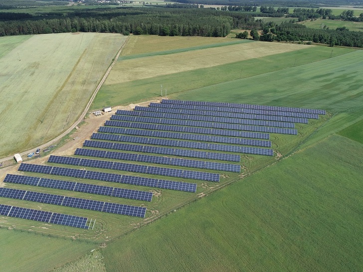 The first stage of a 43 MW project in Poland has been installed with Jinko Solar modules, Sungrow inverters and transformer stations by ELQ. - © Sun Investment Group
