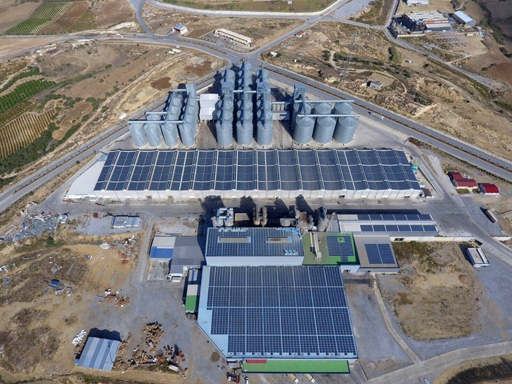 This commercial PV rooftop installation at Tiryaki Agro Company in Mersin sets quality standards.