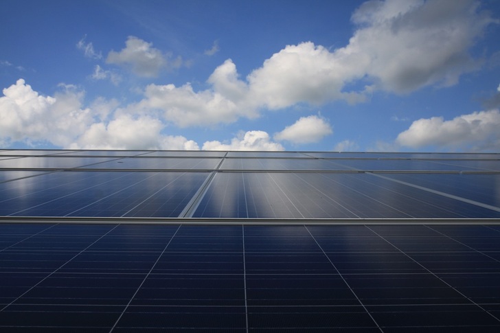 Probably the import tarriffs on Chinese solar modules and cells will be extended by 18 months. Major manufacturers like Trina Solar or Jinko Solar already went out the Minium-Price-Undertaking (MIP) already and import from facilities outside of China to Europe.