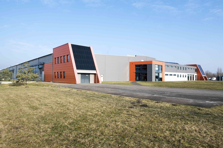 Oxford PV’s production site in Brandenburg an der Havel. - © Oxford PV
