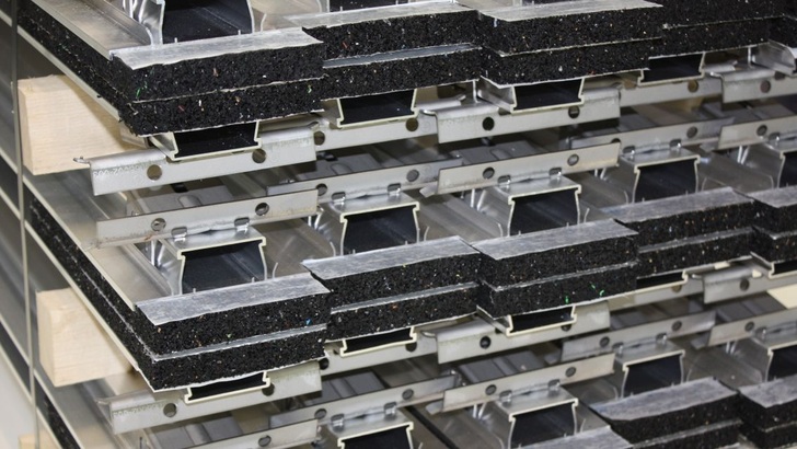 To make mounting of solar panels easier the supplier deliver prefab kits.