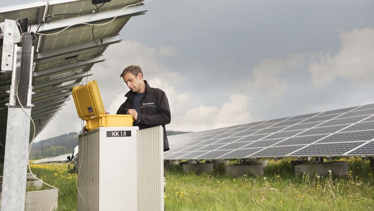 Find the defects to restore solar systems.