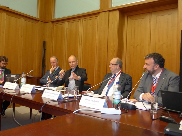 Henning Wuester (IRENA), Bertrand Piccard (Solar Impulse), Rainer Hinrichs-Rahlwes (BEE) and David Wedepohl (BSW-Solar) (from right) at the press conference on the third International Energiewende Conference this morning at the German Foreign Office in Berlin