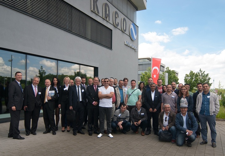At the initiative of the PV Association GÜNDER Turkish representatives from the Ministry for Renewable Energy, the Regulatory Authority, the field of science and media came to the headquarters of KACO new energy in Neckarsulm and visited the production facilities. - © KACO new energy
