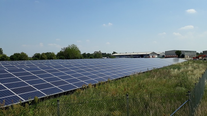 Recently THEE acquired this solar park in Salzwedel/Germany. Now THEE and CEE Group plan to build subsidy-free PV ground mount plants with a total of 500 MW. - © THEE/DGS
