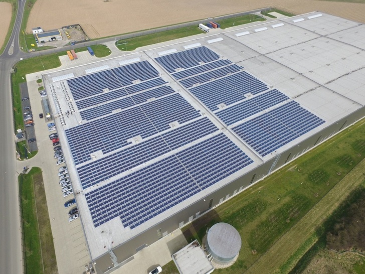 Storage and logistics facility of Medline International Germany in Kleve.