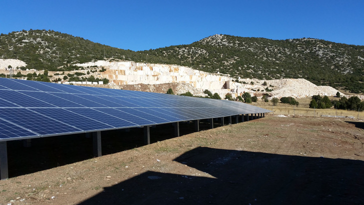 The solar power plant at Burdur Yarisli.