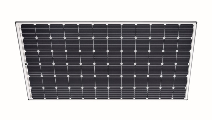 Solarworld gives a 25-year linear performance guarantee and the 20-year product warranty. - © Solarworld
