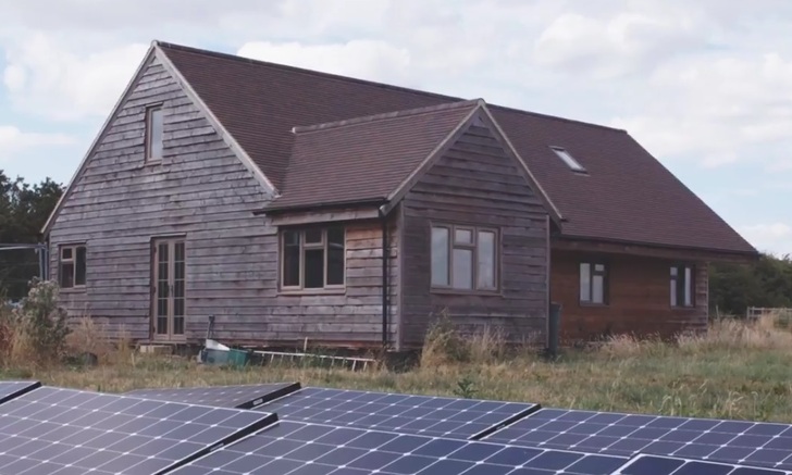 The therapeutic horsemanship centre Horses Helping People in Southern England switched to solar powered off-grid energy storage system with a BYD Battery Box solution. - © BYD

