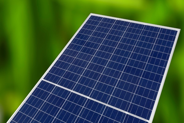 The module producer REC has begun mass production of the new REC TwinPeak 72 Series solar panel.