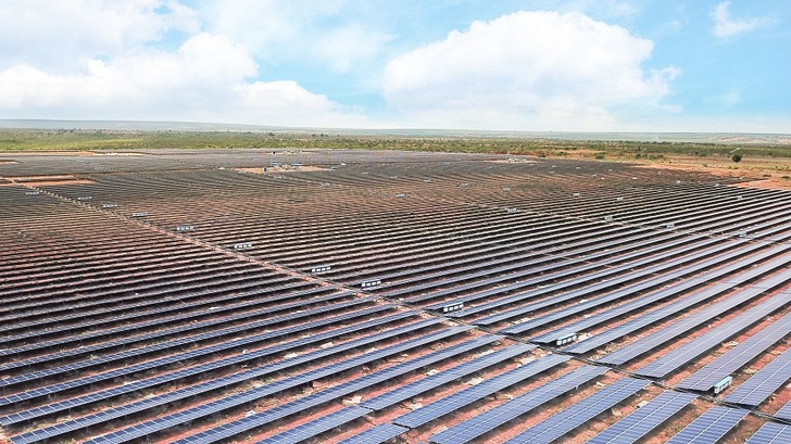 One kilowatt hour of electricity from bioenergy needs one hundred times more land than to harvest the same amount from solar panels, researchers found out. - © Huawei
