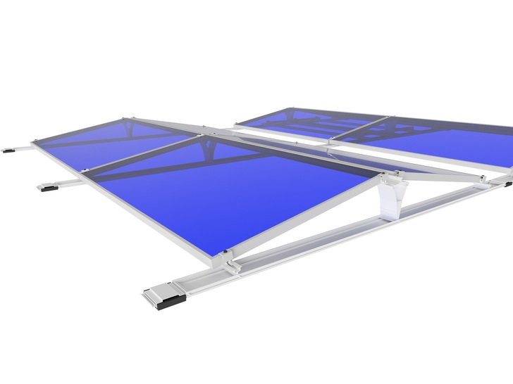 The new system FS10-EW requires just five main components and the standard Renusol module clamps. - © Renusol
