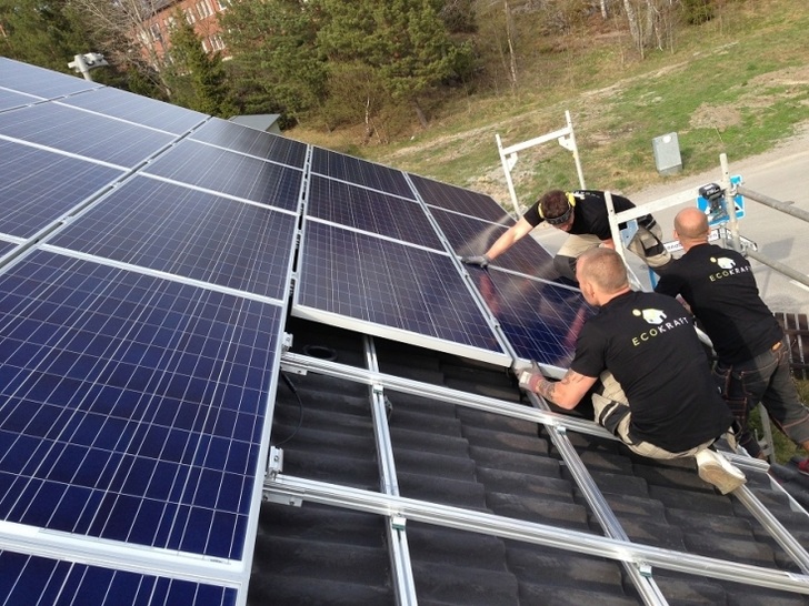 PV rooftop installation in Sweden.
