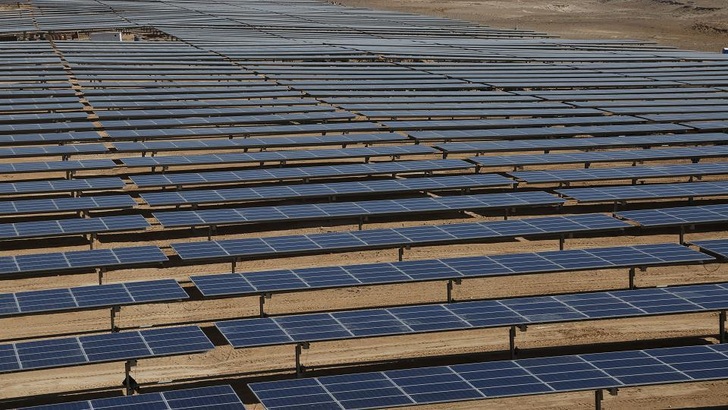 Solar power for Africa. Oslo based Scatec Solar realizes a 100 MW solar park in Jigawa, Nigeria and other African countries. Scated Solar.