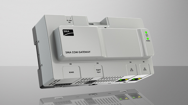 The gateway supports up to 50 RS485 devices and is installed directly on the wall or on a top-hat rail. - © SMA
