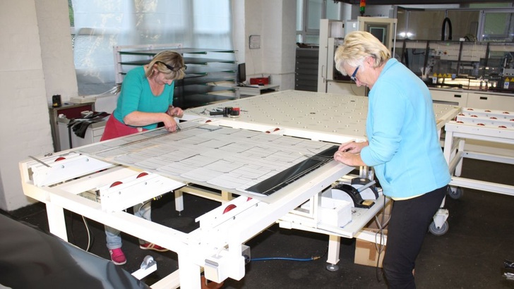 Replication of an out-dated solar module at Hoermann Novo factory in Laubusch, Germany - © HS
