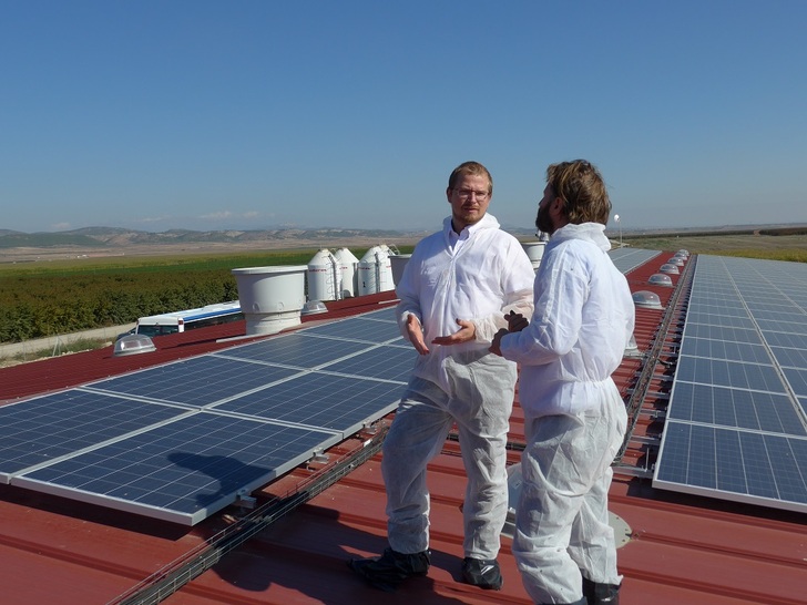 David Hanek, Product Manager Solar Energy at Fronius (left) in Algerri.