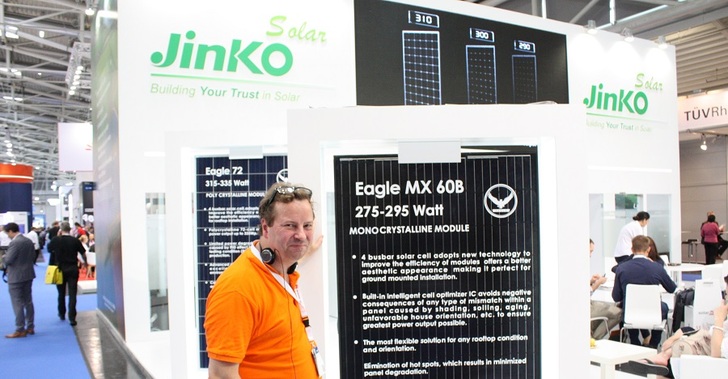 Solar expert Götz Fischbeck guided our readers to innovative solar module manufacturers.