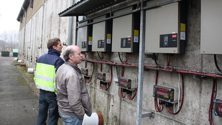 During misty weather the solar inverters cut off the strings due to isolation failure.