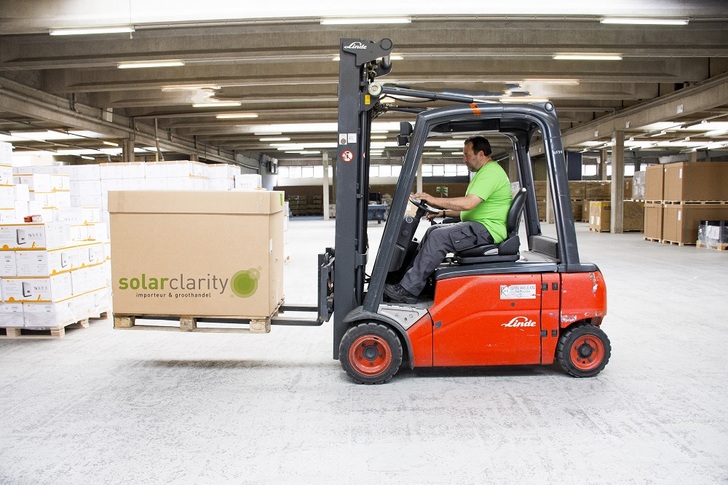 Solar panel price: Oversupply and technological progress is driving fall of prices of imported and European solar modules.