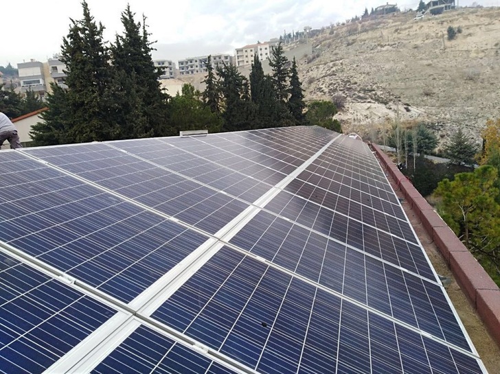 A 80 KW PV installation with glass-glass solar modules from Solarwatt powers a school in Lebanon near Beirut. - © Solarwatt
