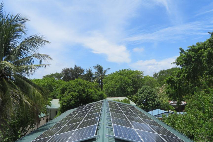 Solar installation with 150 kW at the Ellaidhoo Maldives Hotel.