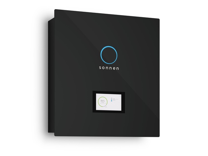 Sonnenbatterie A Solar Storage System In One Handy Box Pv Europe