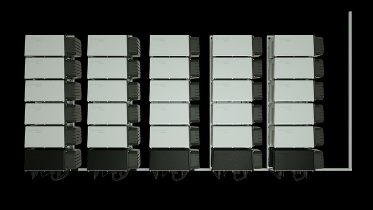 Find a shady place to mount the battery modules. - © Solarwatt
