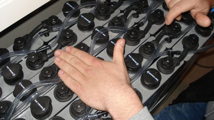 Is the solar battery correct installed it may become lukewarm.