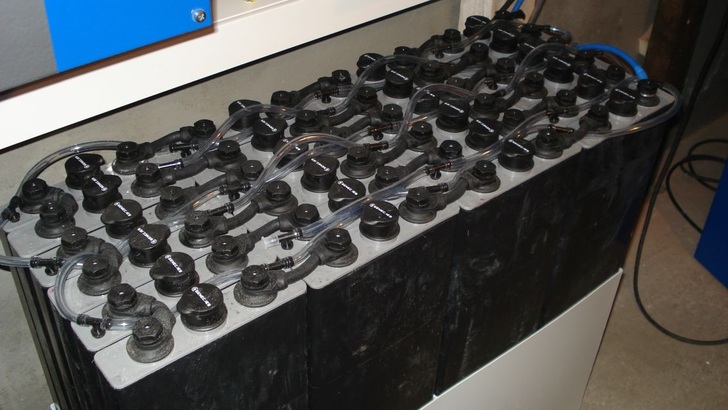 A lead battery has to be installed by connecting the cells on the spot.