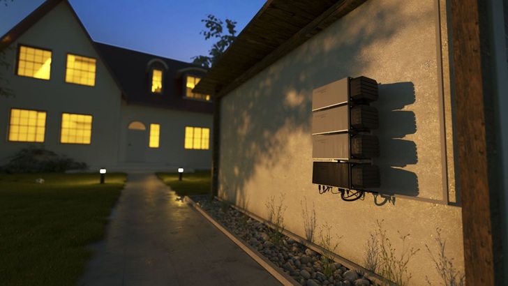 This storage system is contained in cast aluminium.