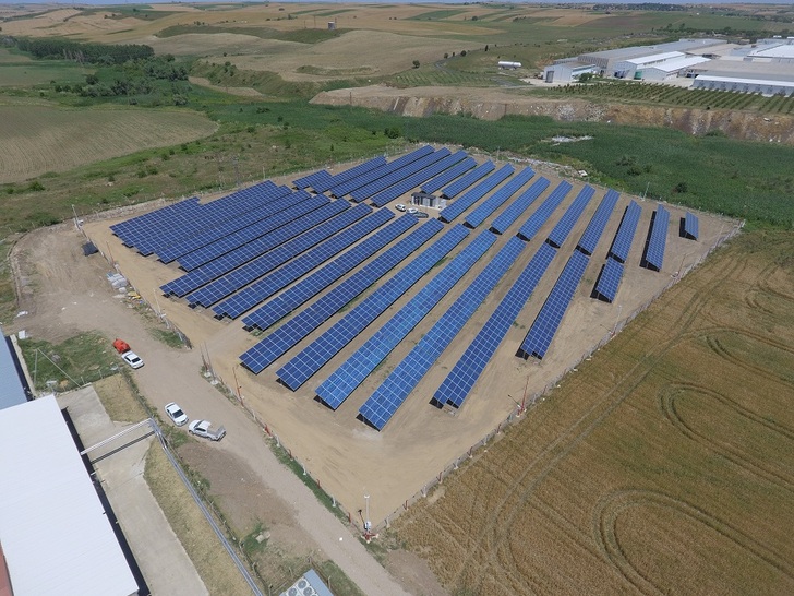 The 1.16 MW PV installation in Merkez has an expected yield of 1.6 million kilowatt hours per year. - © IBC SOLAR
