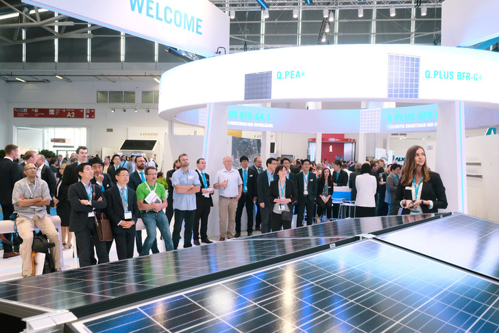 Interested visitors saw product innovations at Intersolar and ees Europe in Munich. - © Solar Promotion
