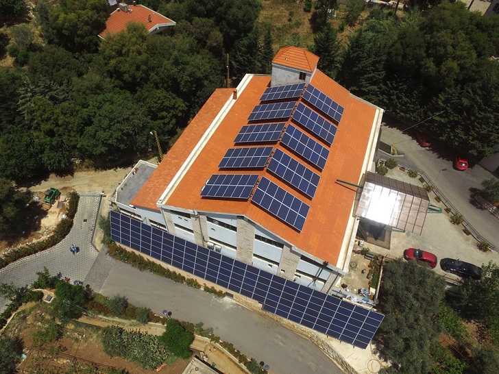 A 60-kW PV hybrid plant at Feelwood Village Compound close to Beirut. - © IBC Solar

