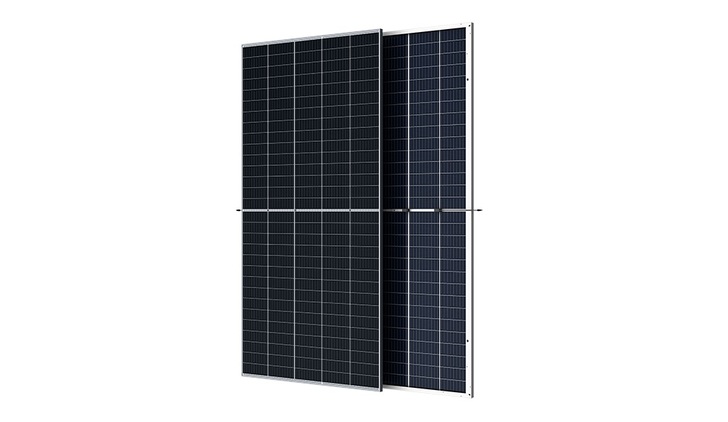 Trina Solar's Duomax V bifacial double-glass module. - © Trina Solar
