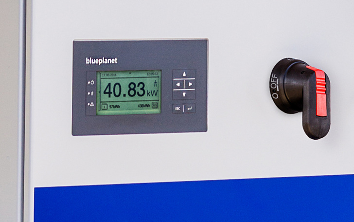 The concentrated intelligence of the V3.25 modular software is the power behind the graphic display.