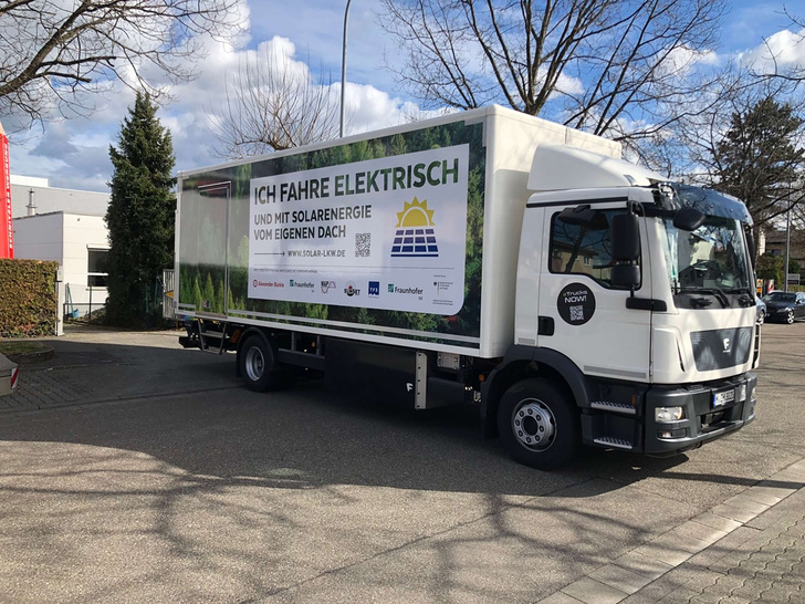 Electrical trucks and other commercial vehicles can save energy with solar energy. - © Schnitzler Werbung Freiburg GmbH
