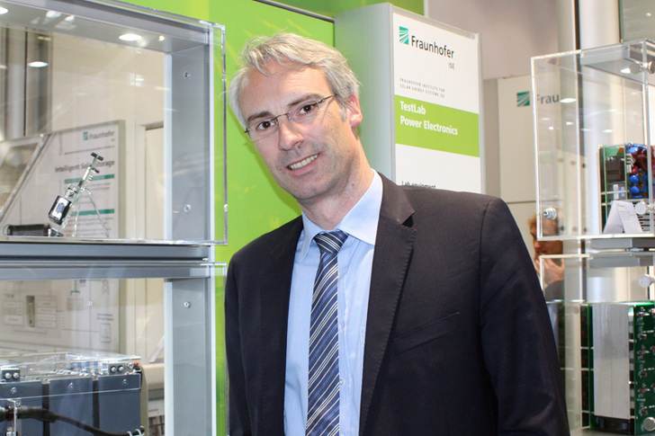 Dr Matthias Vetter of Fraunhofer ISE explains which role the voltage of a battery plays 