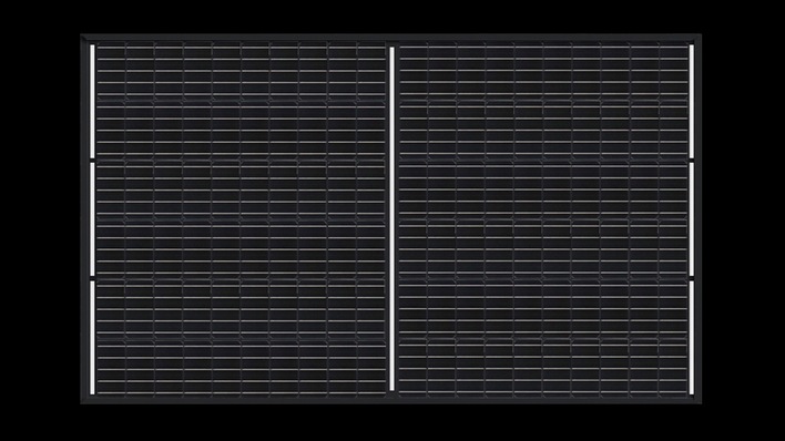 Sharp‘s all-black half-cell solar module NU-JC320B has a rated output of 320.