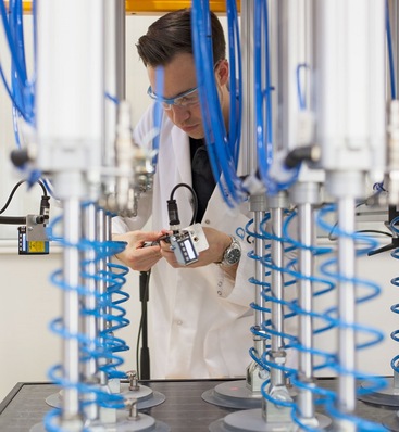 Q Cells has become the first module manufacturer to pass the independent Quality Controlled PV testing standard from TÜV Rheinland.