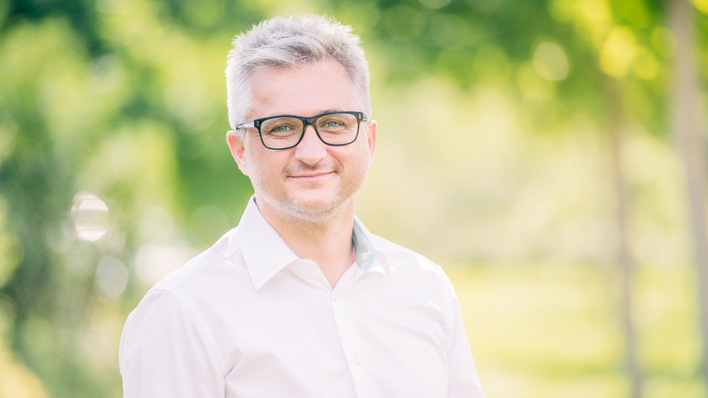 Alexander Schütt manages the business of Baywa r.e. Solar Energy Systems.