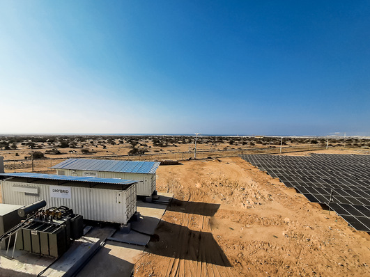 Dhybrid containerized battery energy storage system (BESS)