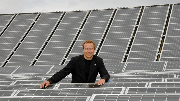 Kai Lippert is founder and managing director of the solar wholesaler EWS in Handewitt, Germany.