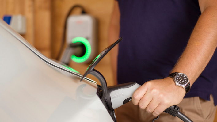 The new Wattpilot from Fronius is intelligent and makes very good use of solar energy.